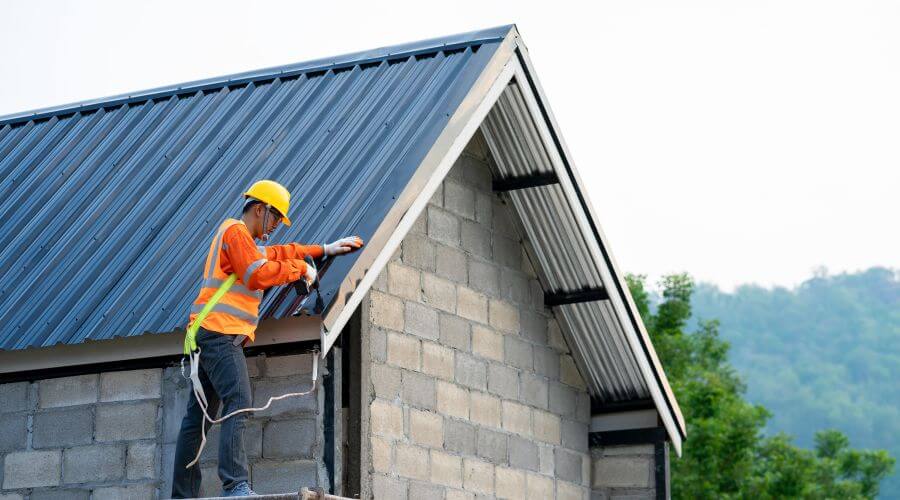 Professional Flat Roofing Installation in Cooksville, IL